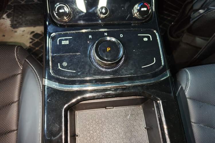 Used NETA U 2023 NETA U-Ⅱ Challenge Edition 400 Lite Ternary Lithium Gear Lever
