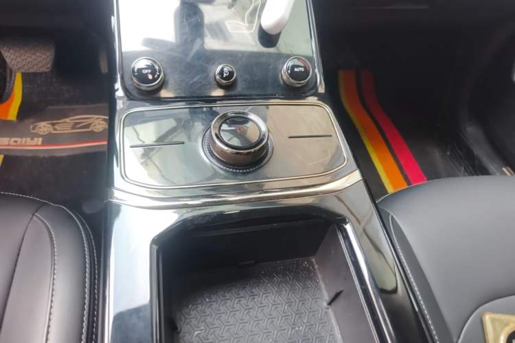 Used NETA U 2023 Neta U-Ⅱ 500 U Show Edition – Lithium Iron Phosphate Gear Lever