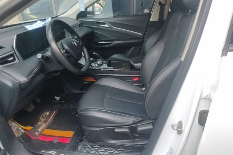Used NETA U 2023 Neta U-Ⅱ 500 U Show Edition – Lithium Iron Phosphate Left Front Seat
