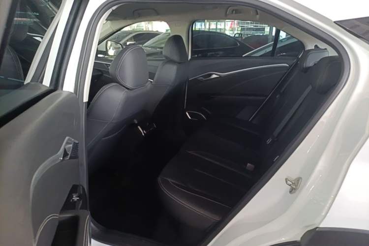 Used NETA U 2023 NETA U-Ⅱ Challenge Edition 400 Lite Ternary Lithium Left Rear Seat