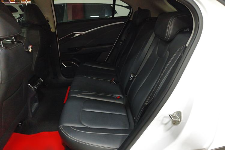 Used NETA U 2023 NETA U-Ⅱ Challenge Edition 400 U Show – Lithium Iron Phosphate Left Rear Seat