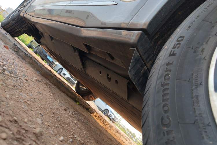 Used NETA U 2023 NETA U-Ⅱ Challenge Edition 500 U Show – Lithium Iron Phosphate Left Side Sill