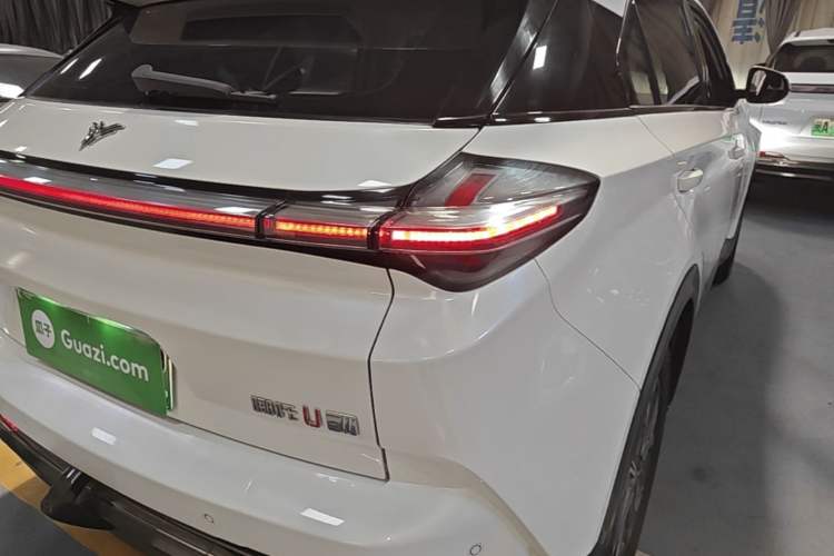 Used NETA U 2023 NETA U-Ⅱ 400 U-SHOW Edition Lithium-Ion Battery Right Rear Taillight