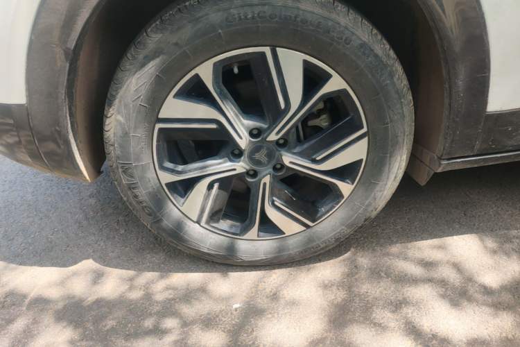 Used NETA U 2023 NETA U-Ⅱ 400 U-SHOW Edition Lithium-Ion Battery Right Rear Wheel Hub