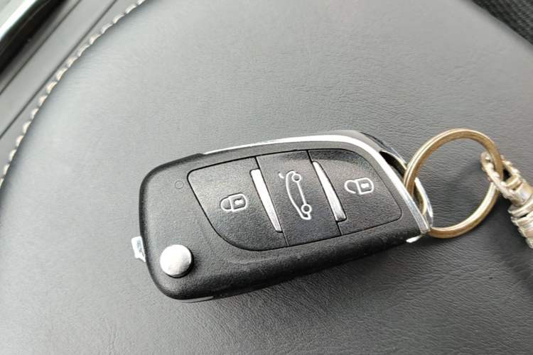 Used NETA U 2023 NETA U-Ⅱ Challenge Edition 500 U Show – Lithium Iron Phosphate Vehicle Key