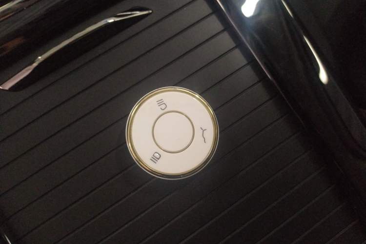 Used NETA U 2023 NETA U-Ⅱ Challenge Edition 500 U Show – Lithium Iron Phosphate Vehicle Key