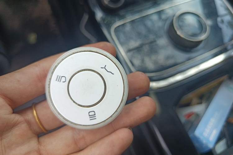 Used NETA U 2023 NETA U-Ⅱ Challenge Edition 500 U Show – Lithium Iron Phosphate Vehicle Key