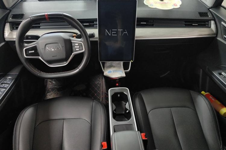Used NETA V 2022 Chao 400 Lite Interior 3