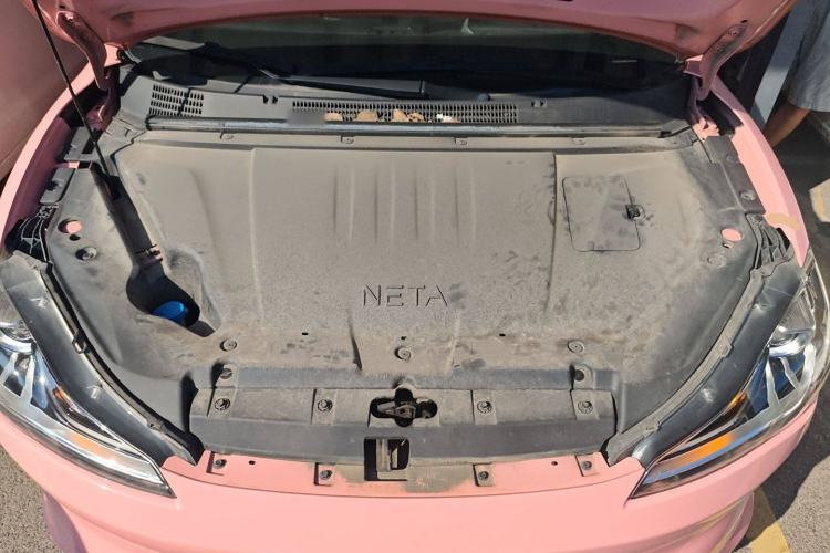 Used NETA V 2022 Chao 400 Lite Pink Custom Edition Engine Bay