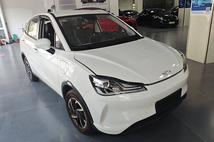 Used NETA V 2021 Long-Range Entertainment Edition Exterior 2