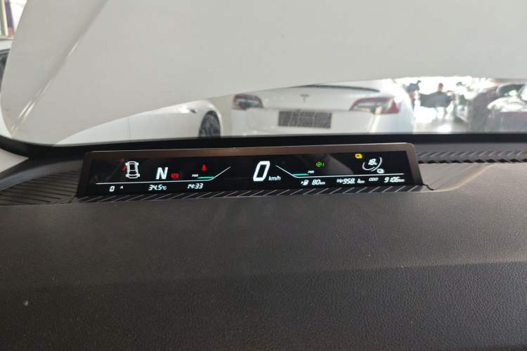 Used NETA V 2021 Long-Range Entertainment Edition Instrument Cluster