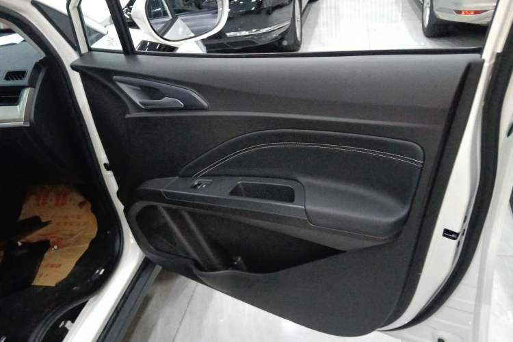 Used NETA V 2022 Long-Range Industry Custom Edition Interior 5