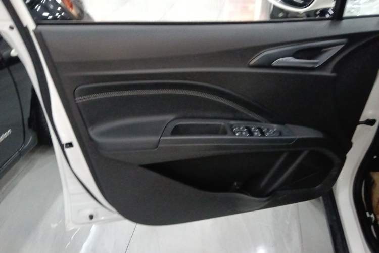 Used NETA V 2022 Long-Range Industry Custom Edition Interior 7