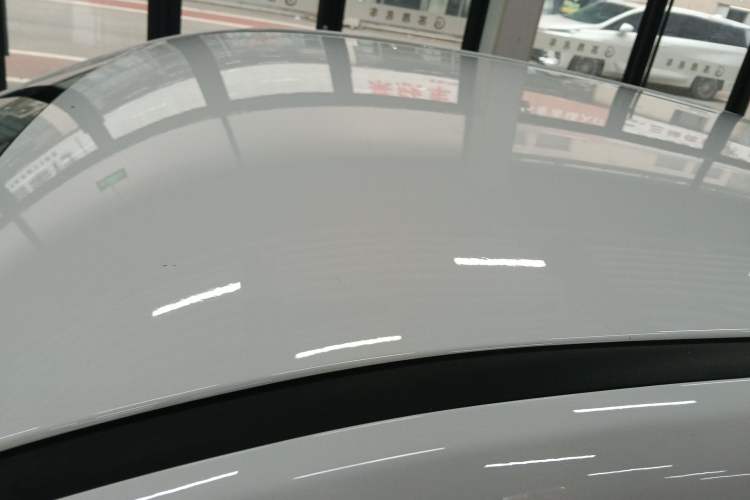 Used NETA V 2022 Long-Range Industry Custom Edition Roof