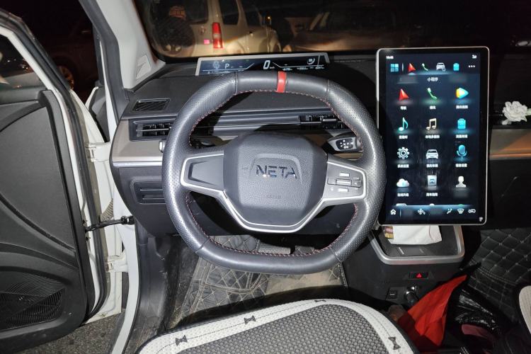 Used NETA V 2021 Standard Range Entertainment Version – Upgraded Model Steering Wheel