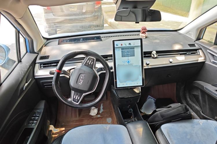 Used NETA V 2021 Long-Range Entertainment Edition Upgrade Model Center Console