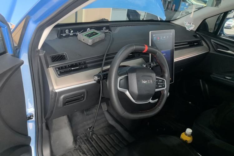 Used NETA V 2021 Standard Range Entertainment Version – Upgraded Model Center Console