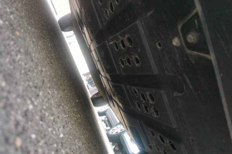 Used NETA V 2021 Long-Range Entertainment Edition Chassis Front