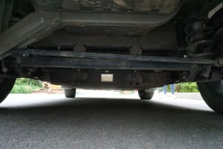 Used NETA V 2021 Long-Range Entertainment Edition Upgrade Model Chassis Rear