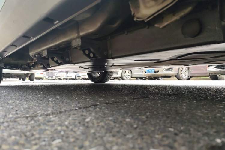 Used NETA V 2021 Long-Range Entertainment Edition Upgrade Model Chassis Rear Left