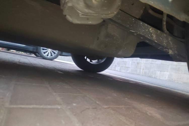 Used NETA V 2021 Long-Range Entertainment Edition Upgrade Model Chassis Rear Left