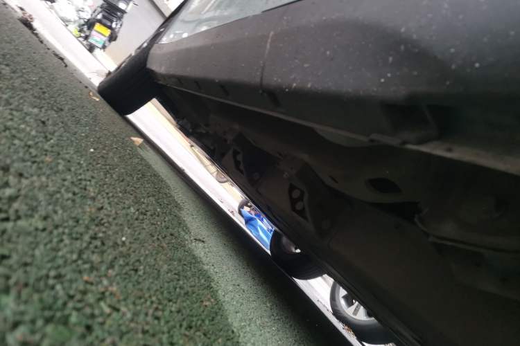 Used NETA V 2021 Long-Range Smart Edition Upgrade Model Chassis Rear Left