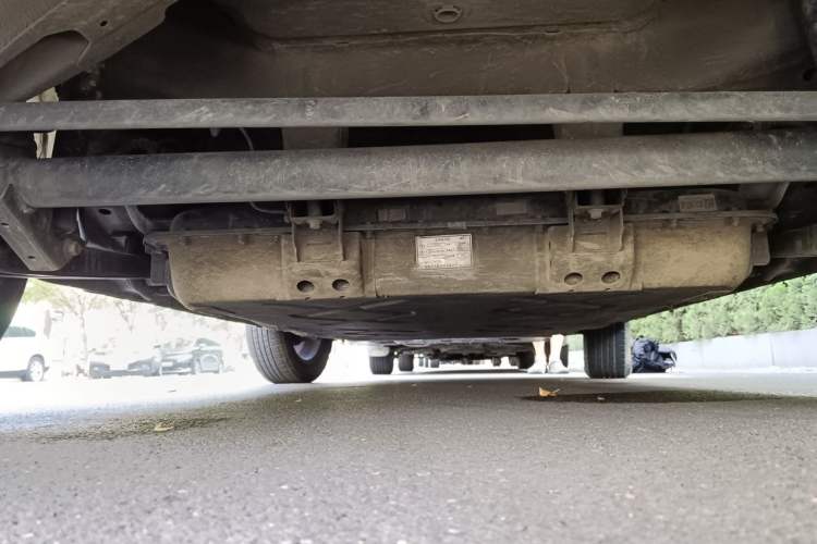 Used NETA V 2021 Long-Range Entertainment Edition Upgrade Model Chassis Rear