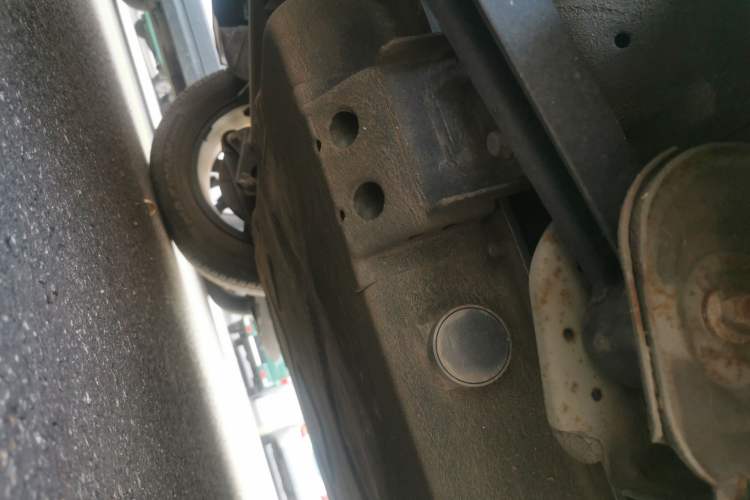 Used NETA V 2021 Long-Range Entertainment Edition Chassis Rear Right