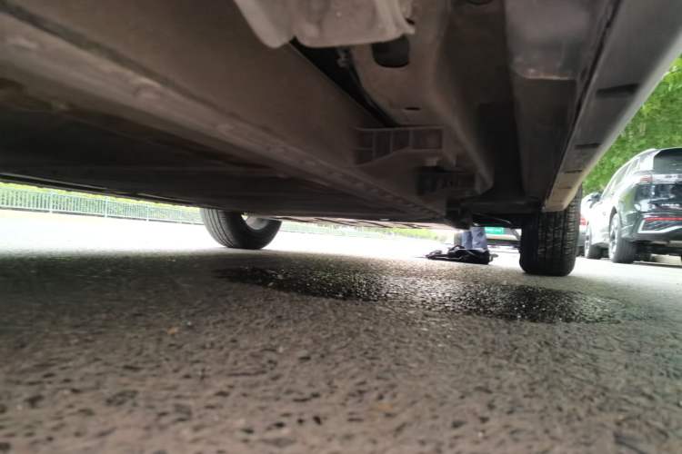 Used NETA V 2021 Standard Range Entertainment Edition Chassis Rear Right