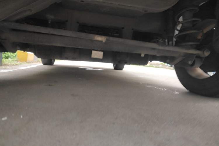 Used NETA V 2021 Long-Range Entertainment Edition Upgrade Model Chassis Rear