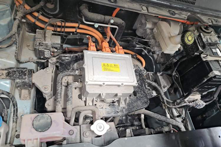 Used NETA V 2021 Standard Range Entertainment Version – Upgraded Model Engine Bay