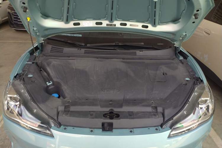 Used NETA V 2021 Standard Range Entertainment Version – Upgraded Model Engine Bay