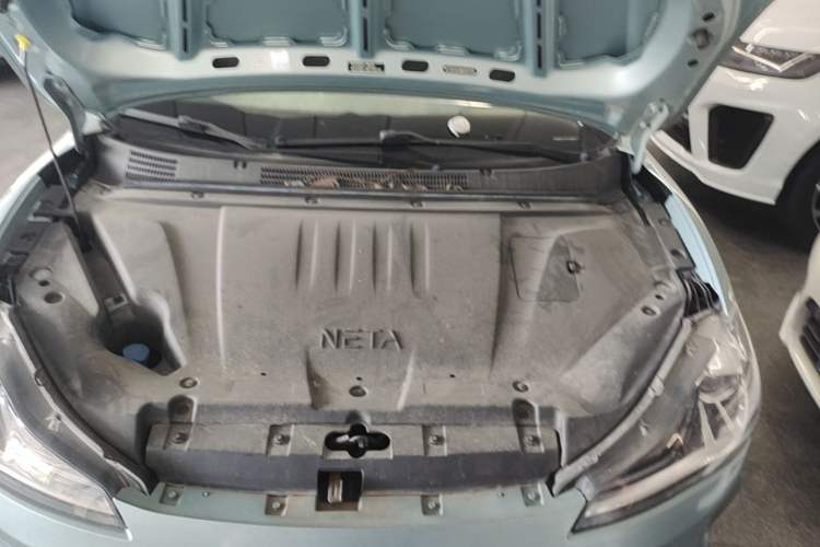 Used NETA V 2021 Standard Range Entertainment Edition Engine Bay