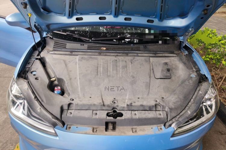 Used NETA V 2021 Long-Range Entertainment Edition Upgrade Model Engine Bay