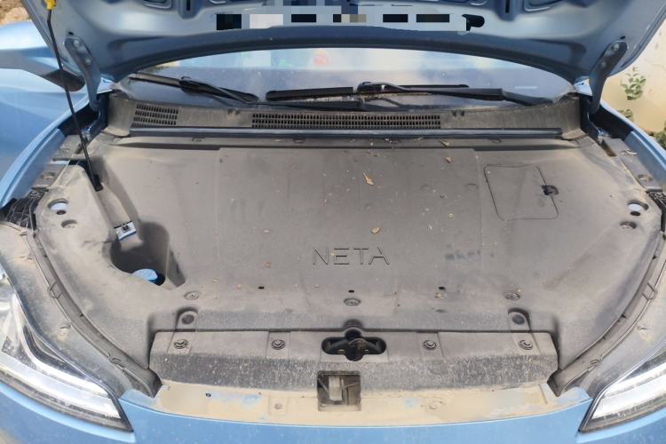 Used NETA V 2021 Standard Range Entertainment Version – Upgraded Model Engine Bay
