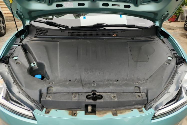 Used NETA V 2021 Long-Range Entertainment Edition Upgrade Model Engine Bay