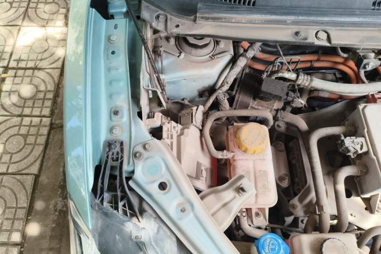 Used NETA V 2021 Long-Range Entertainment Edition Engine Bay Right