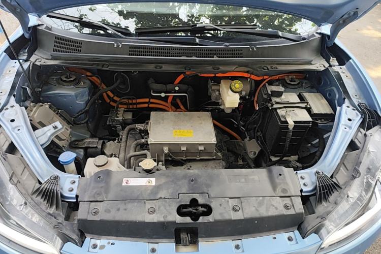 Used NETA V 2021 Long-Range Entertainment Edition Upgrade Model Engine Bay