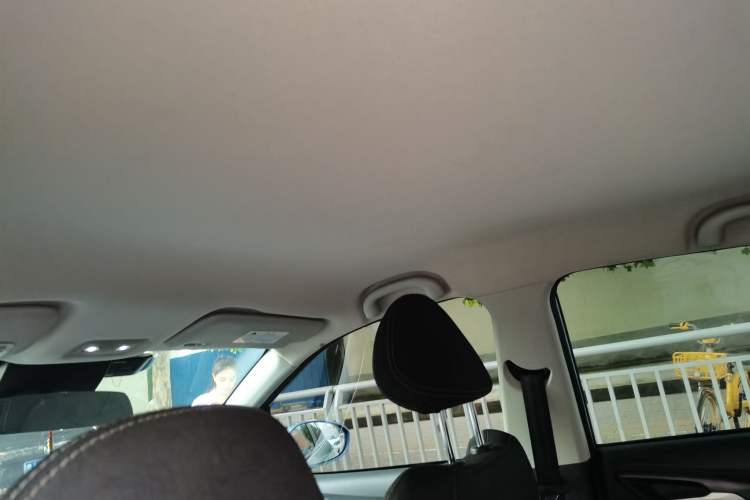Used NETA V 2021 Standard Range Entertainment Edition Headliner