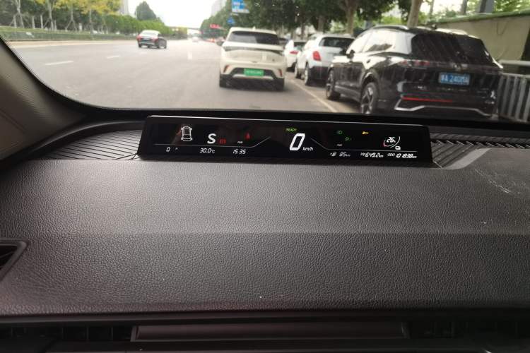 Used NETA V 2021 Standard Range Entertainment Edition Instrument Cluster