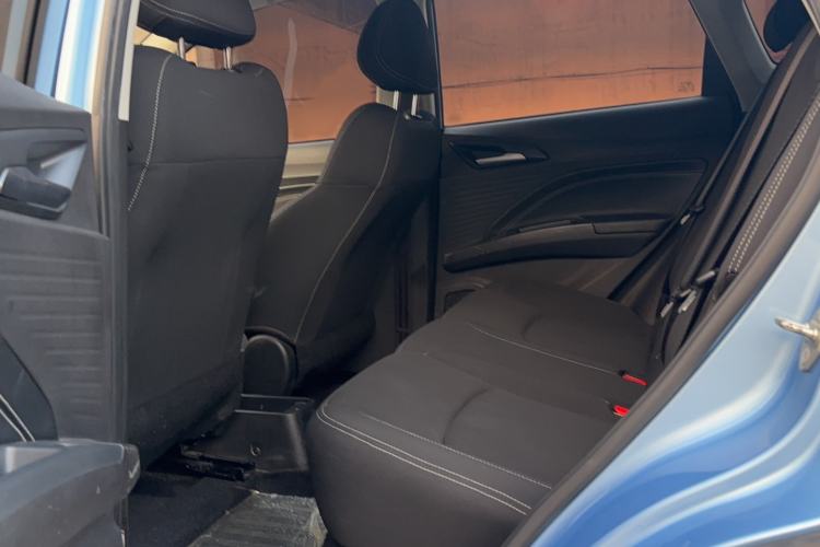 Used NETA V 2021 Standard Range Entertainment Version – Upgraded Model Interior 5