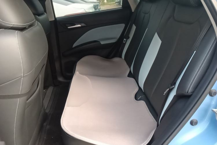 Used NETA V 2021 Long-Range Entertainment Edition Left Rear Seat