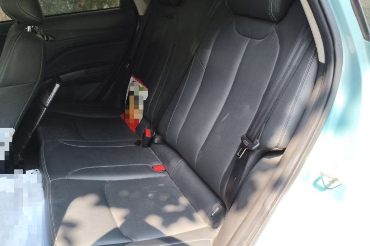 Used NETA V 2021 Long-Range Entertainment Edition Left Rear Seat