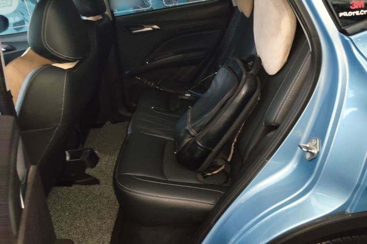 Used NETA V 2021 Standard Range Entertainment Version – Upgraded Model Left Rear Seat