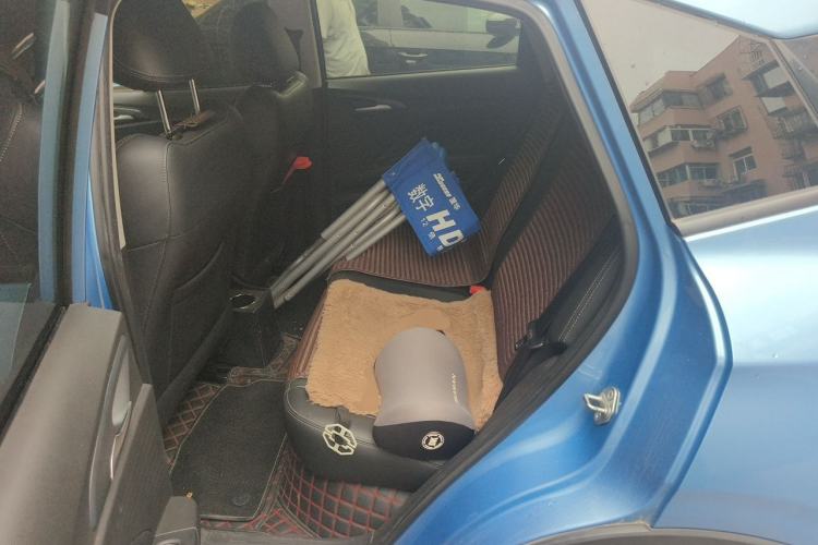 Used NETA V 2021 Long-Range Entertainment Edition Upgrade Model Left Rear Seat