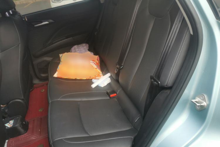 Used NETA V 2021 Long-Range Entertainment Edition Left Rear Seat