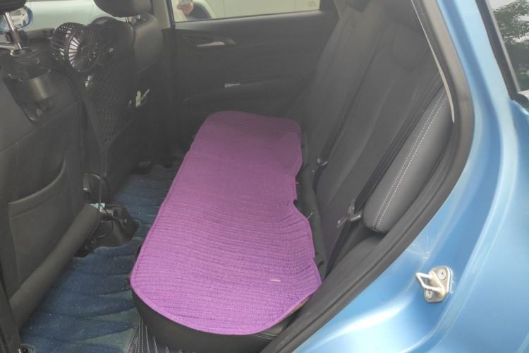 Used NETA V 2021 Long-Range Entertainment Edition Upgrade Model Left Rear Seat