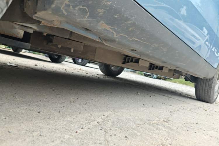 Used NETA V 2021 Standard Range Entertainment Edition Left Side Sill