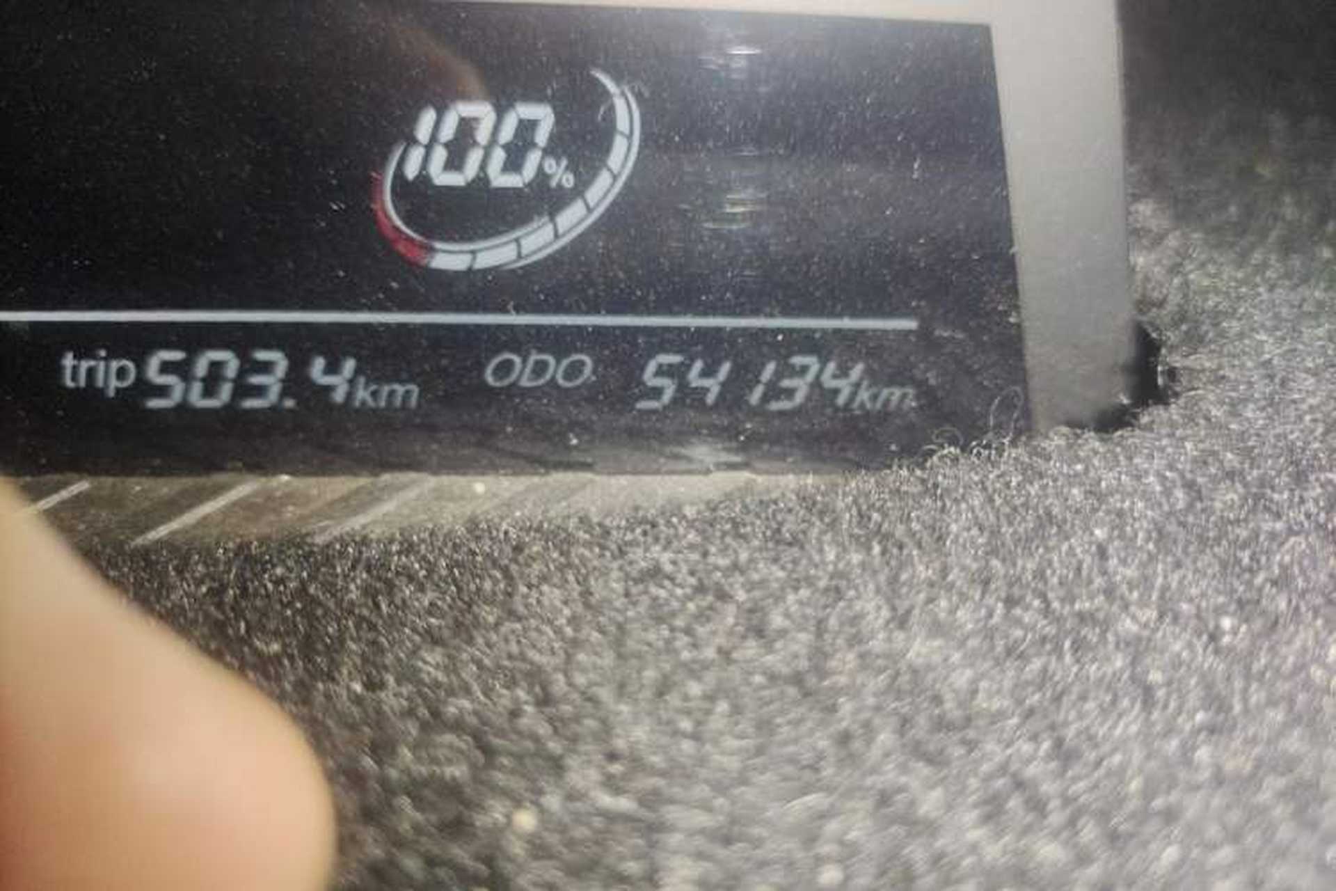 Used NETA V 2021 Standard Range Entertainment Version – Upgraded Model Odometer Close Up