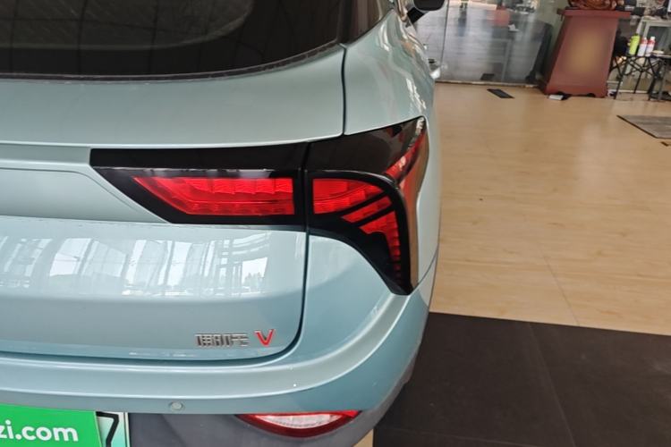 Used NETA V 2021 Standard Range Entertainment Version – Upgraded Model Right Rear Taillight